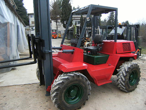 attrezzatura utilizzata da bergamo costruzione e smontaggi per le sue opere
